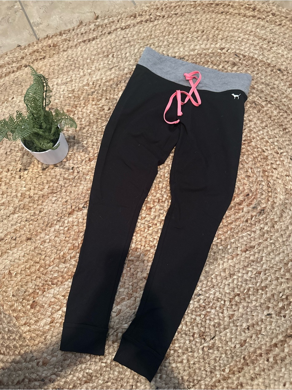 VS PINK JOGGER LEGGINGS